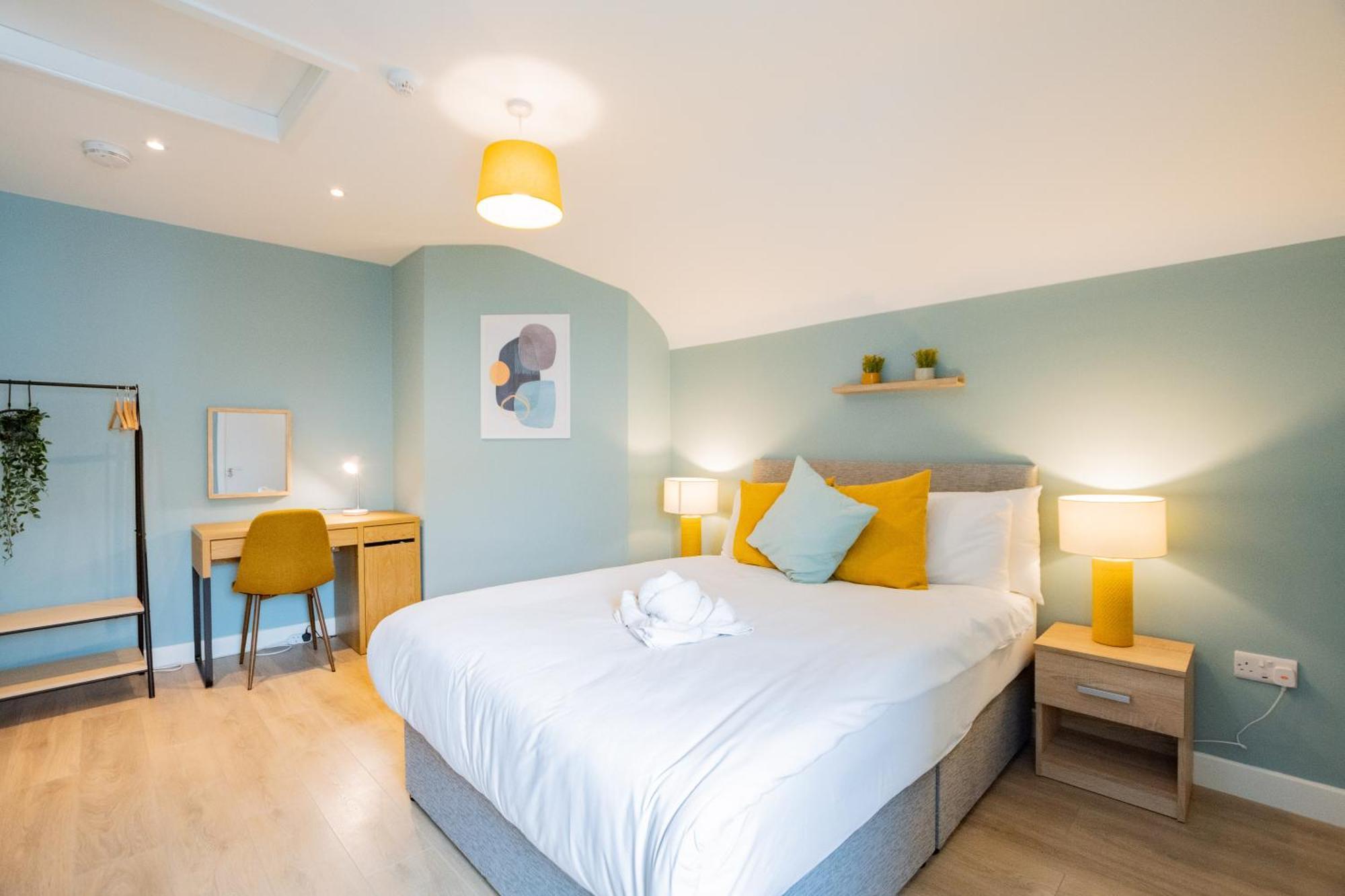 Вилла The Large Group House -Sleeps 21 Дублин Экстерьер фото